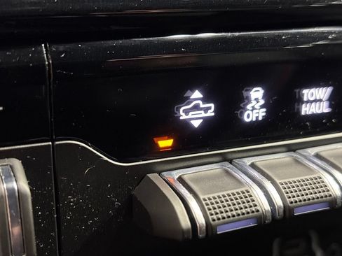 Used 2022 RAM 1500 Rebel w/ Rebel Level B Equipment Group AWD/4WD image 41