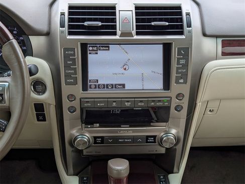 Used 2014 Lexus GX 460 image 11
