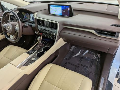 Used 2019 Lexus RX 450h AWD image 38