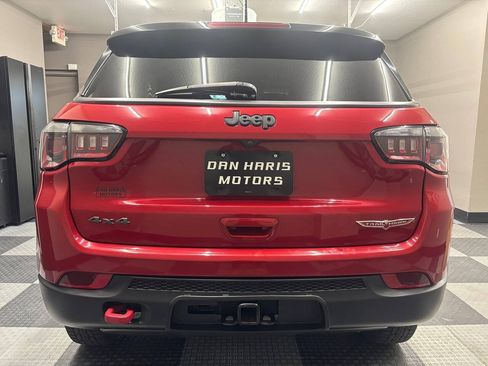 Used 2020 Jeep Compass Trailhawk AWD/4WD image 9
