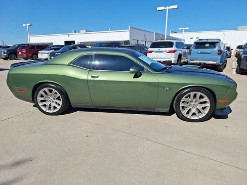 Used 2020 Dodge Challenger R/T Scat Pack RWD image 7
