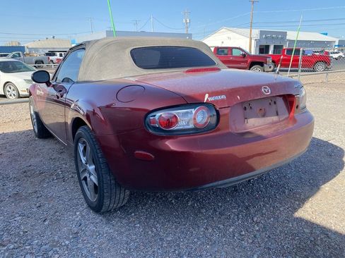 Used 2008 MAZDA MX-5 Miata Sport RWD image 3