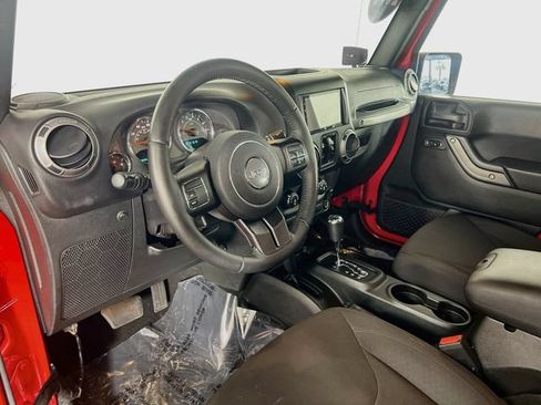 Used 2018 Jeep Wrangler Unlimited Sport S AWD/4WD image 11