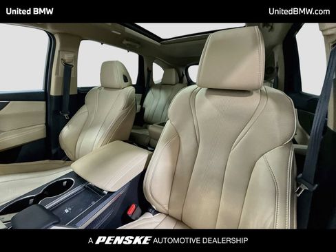 Used 2023 Acura MDX SH-AWD w/ Advance Package image 5