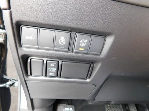 Used 2022 Nissan Armada Platinum w/ Captain's Chairs Package AWD/4WD image 25