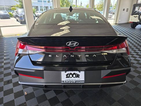New 2026 Hyundai Elantra Sport w/ Cargo Package FWD image 4