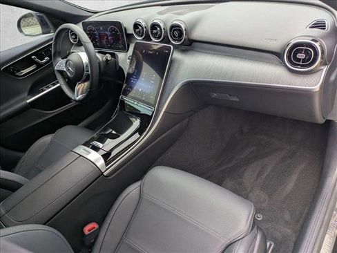 Used 2024 Mercedes-Benz C 300 Sedan image 22
