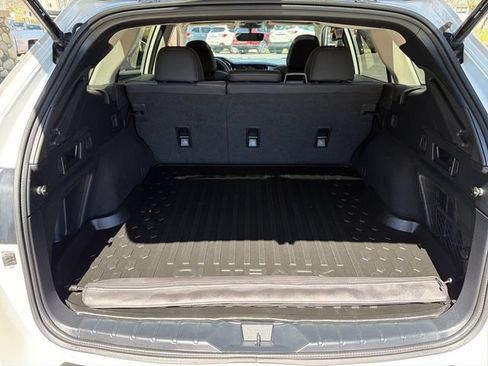 Used 2021 Subaru Outback Onyx Edition XT AWD/4WD image 36