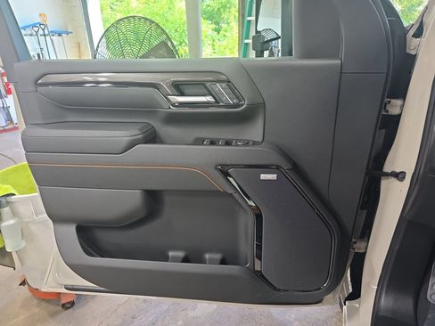 New 2026 GMC Sierra 3500 AT4 w/ Technology Package AWD/4WD image 28