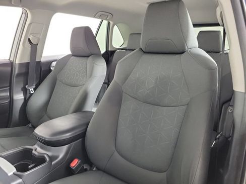 Used 2023 Toyota RAV4 XLE FWD image 20