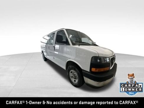 Certified 2022 GMC Savana 2500 Extended w/ Driver Convenience Package RWD image 2