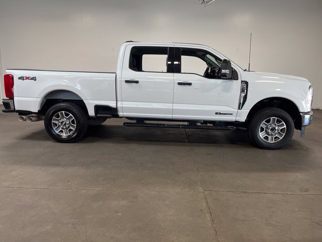 Used 2025 Ford F250 XLT AWD/4WD image 2