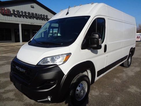 Used 2023 RAM ProMaster 2500 w/ Driver Convenience Group image 1