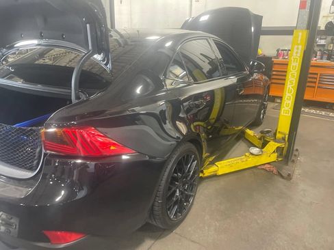 Used 2017 Lexus IS 200t F Sport w/ F Sport Package RWD image 20