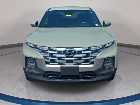 Used 2022 Hyundai Santa Cruz SEL w/ Cargo Package AWD/4WD image 2