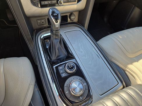Used 2020 INFINITI QX80 Limited w/ All-Season Package AWD/4WD image 22