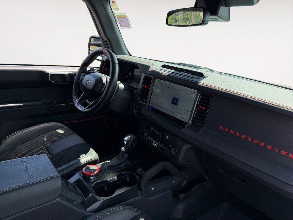 Used 2025 Ford Bronco Raptor AWD/4WD image 27