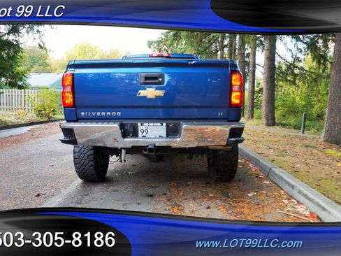 Used 2018 Chevrolet Silverado 1500 LT w/ All Star Edition AWD/4WD image 10