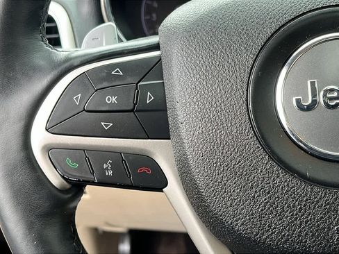Used 2016 Jeep Grand Cherokee Limited image 13