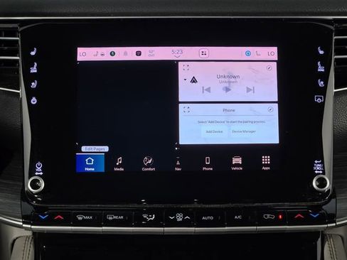 Used 2024 Jeep Wagoneer L Series II w/ Flexible Seating Group image 23