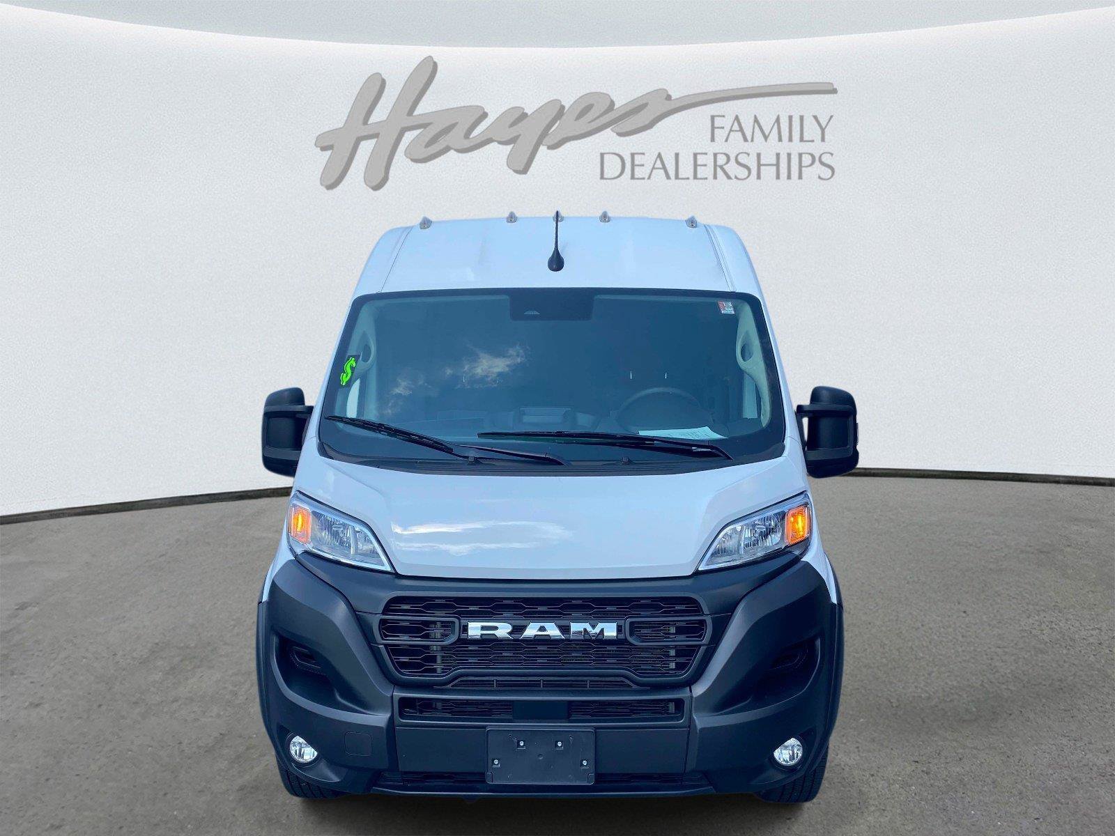 Used 2025 RAM ProMaster 2500 w/ Convenience Group FWD image 11