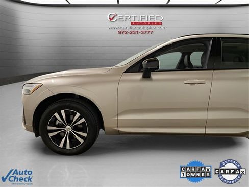 Used 2025 Volvo XC60 B5 Core image 7
