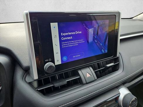 Used 2025 Toyota RAV4 XLE image 13