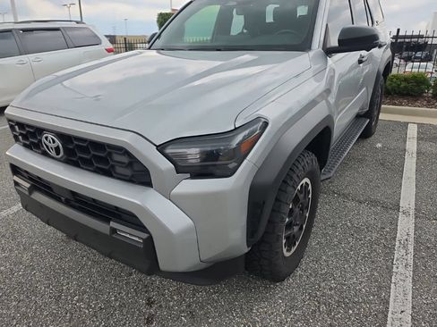 Used 2025 Toyota 4Runner TRD Off-Road Premium AWD/4WD image 6