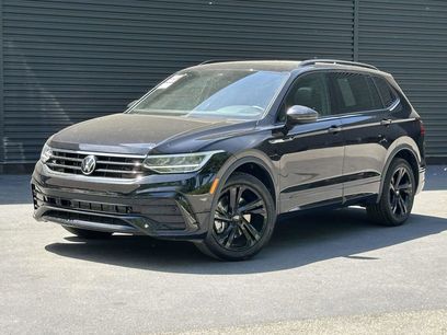 Used 2023 Volkswagen Tiguan SE R-Line