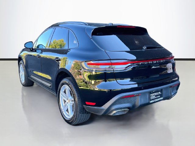 Certified 2026 Porsche Macan AWD/4WD image 3