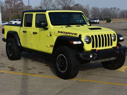 Used 2023 Jeep Gladiator Mojave w/ Trailer Tow Package image 3