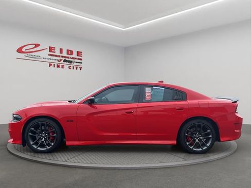 Used 2023 Dodge Charger R/T w/ Plus Group image 2