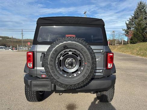 New 2025 Ford Bronco 4-Door w/ Sasquatch Package image 3