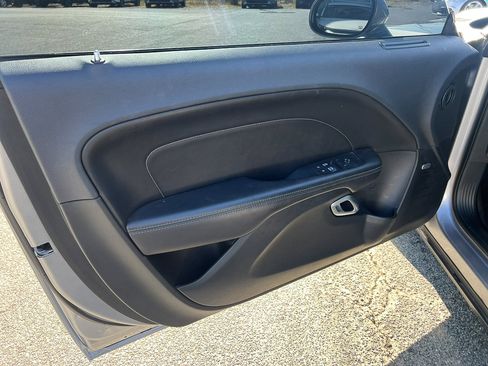 Used 2018 Dodge Challenger T/A image 11