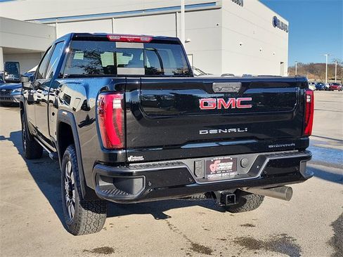 New 2026 GMC Sierra 2500 Denali w/ Denali Reserve Package image 4