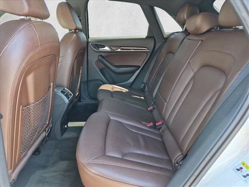Used 2018 Audi Q3 2.0T Premium w/ Convenience Package FWD image 19