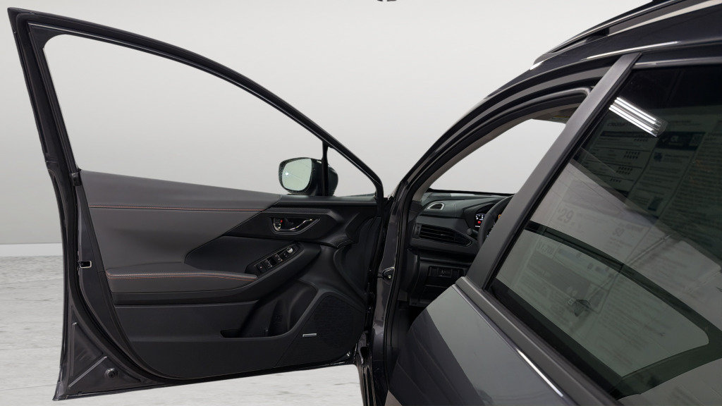 New 2026 Subaru Crosstrek 2.5i Limited AWD/4WD image 2