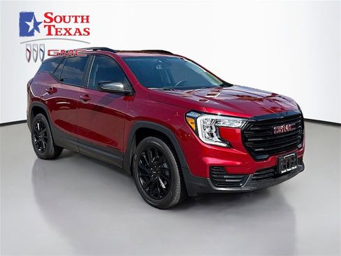 Used 2024 GMC Terrain SLE w/ Driver Convenience Package image 1