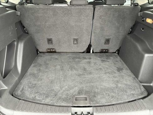 Used 2018 Ford Escape SE image 19