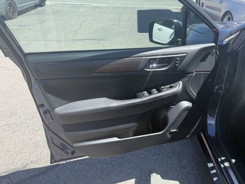 Used 2016 Subaru Legacy 2.5i Limited AWD/4WD image 12