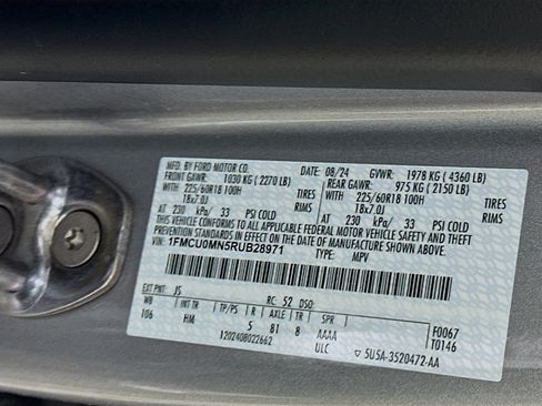 Used 2024 Ford Escape ST-Line w/ Tech Pack #1 FWD image 12