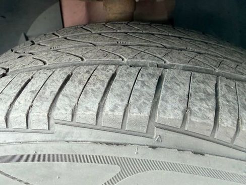 Used 2014 Dodge Grand Caravan SXT image 13