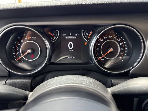 Used 2022 Jeep Gladiator Sport AWD/4WD image 30