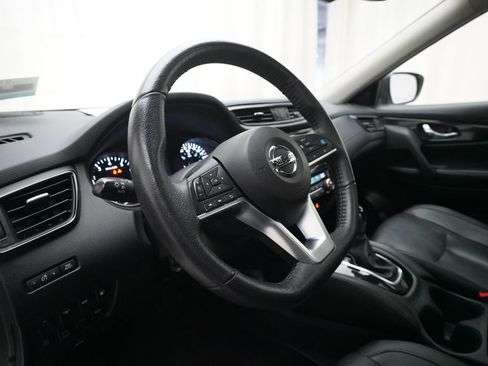 Used 2020 Nissan Rogue SL AWD/4WD image 8