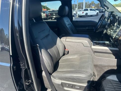 Used 2016 Ford F450 Platinum image 13