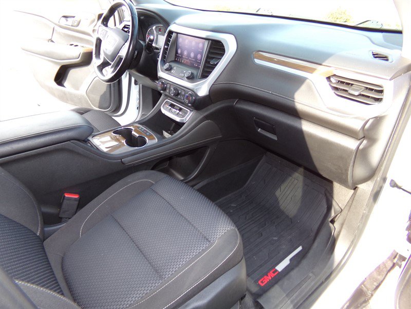 Used 2020 GMC Acadia SLE w/ LPO, Floor Liner Package FWD image 23