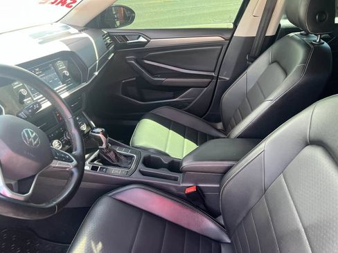 Used 2022 Volkswagen Jetta SE FWD image 10