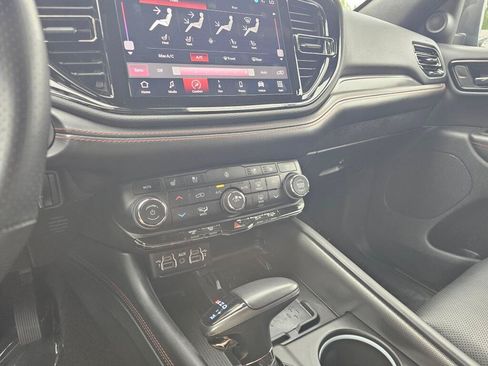 Used 2025 Dodge Durango R/T AWD/4WD image 31