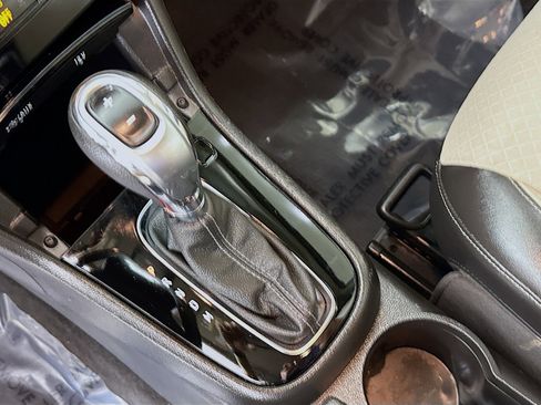 Used 2020 Buick Encore Preferred image 20