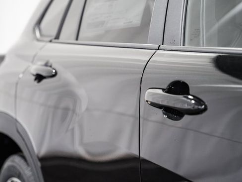 New 2026 Toyota Corolla Cross XLE image 14